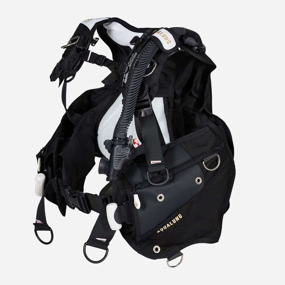 AXIOM - Women's Dive BCD - Image 2